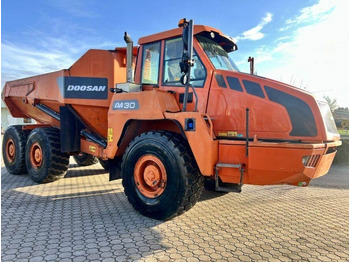 Rammestyrt dumper Doosan DA30: bilde 4