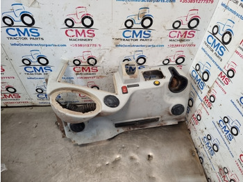 Førerhus og interiør MASSEY FERGUSON