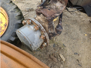 Foraksel VALTRA