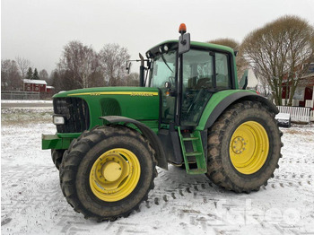 Traktor JOHN DEERE 6620