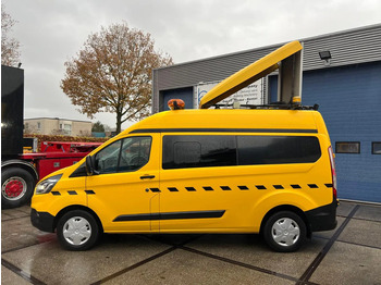 Kassebil FORD Transit