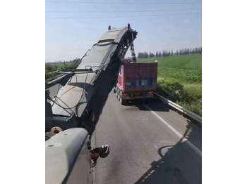 Leie WIRTGEN W2000 miling machine WIRTGEN W2000 miling machine: bilde 4 Leie WIRTGEN W2000 miling machine WIRTGEN W2000 miling machine: bilde 4