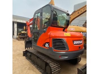 Beltegraver dx60 dx55 ON SALE Doosan 6ton dx60 Used  excavator in stock: bilde 2