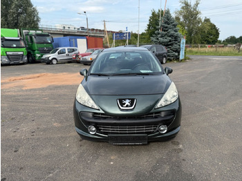 Sedan PEUGEOT