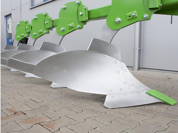 Ny Plog Bomet Pflüge / Single-beam plow / Charrue mono-poutre / Aratro / Плуг / Pług jednobelkowy Libra 3+1: bilde 4 Ny Plog Bomet Pflüge / Single-beam plow / Charrue mono-poutre / Aratro / Плуг / Pług jednobelkowy Libra 3+1: bilde 4