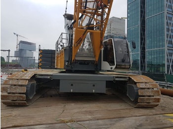 Beltegående kran LIEBHERR LR 1160