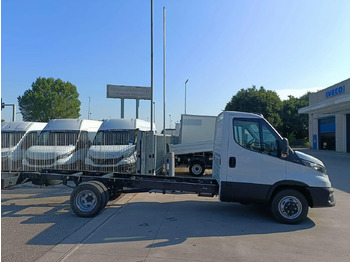 Chassis lastebil IVECO DAILY 60C18 A TELAIO KM 0: bilde 4