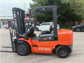 Leie Heli 3tons K30 Heli 3tons K30: bilde 2