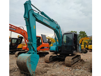 Beltegraver Kobelco SK140-8: bilde 2