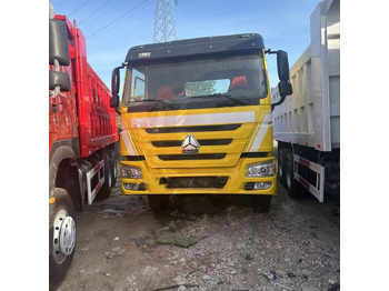 Trekkvogn Howo 371: bilde 3