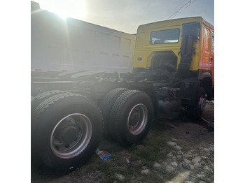 Trekkvogn Howo 371: bilde 4