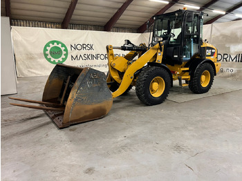 Hjullaster CATERPILLAR 908M