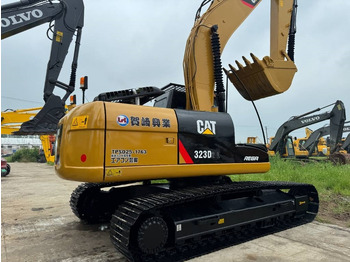 Leie CAT 323D2  CAT 323D2: bilde 1