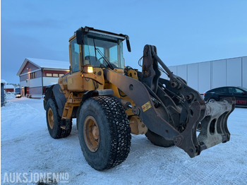 Hjullaster 2004 Volvo L90E - Sentralsmøring - Ny motor: bilde 3