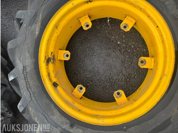 Landbruksteknikk 1 GoodYear 12.4-24 traktordekk med felg: bilde 4