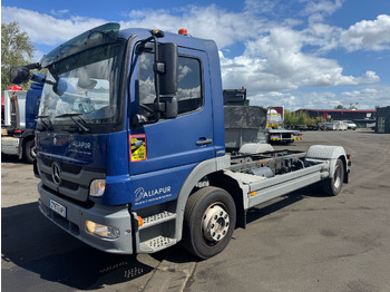 Chassis lastebil MERCEDES-BENZ