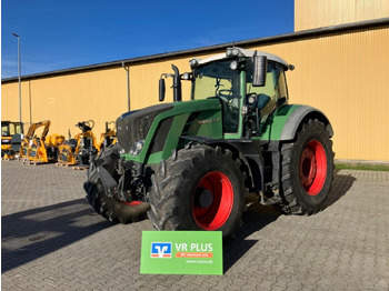 Traktor FENDT 826 Vario