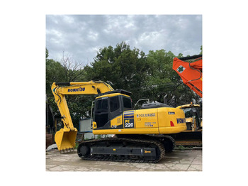 Beltegraver KOMATSU PC220-8