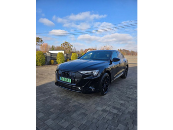 Personenbil AUDI