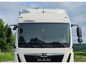 Skapbil MAN TGL 12.250/KONTENER/IZOTERMA/WINDA/2019R/EURO 6/PEŁEN SERWIS/SPROWADZONY/ZADBANY/JAK NOWY/ KSIĄŻKA SERWISOWA/E6/17 PALET: bilde 4