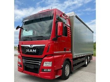 Kapellbil MAN TGX 26.500