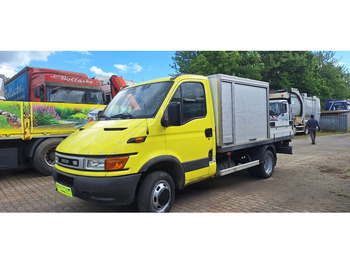 Varebil med skap IVECO Daily
