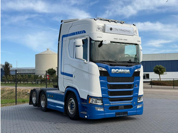 Trekkvogn SCANIA S 650 V8
