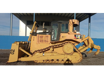 Bulldozer CATERPILLAR D6T