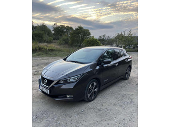 Personenbil NISSAN