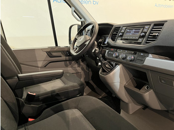 Interior photo 2: Små varebil Volkswagen Crafter 2.0 TDI L3H3 / Euro 6 / Airco / Cruise Control / 3-Zits / 67.200 KM !! / BPM VRIJ !!