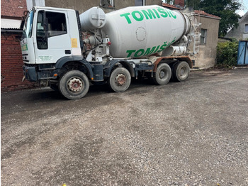Betongbil IVECO