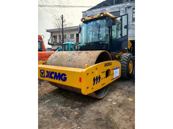 Kompaktor XCMG XS263J