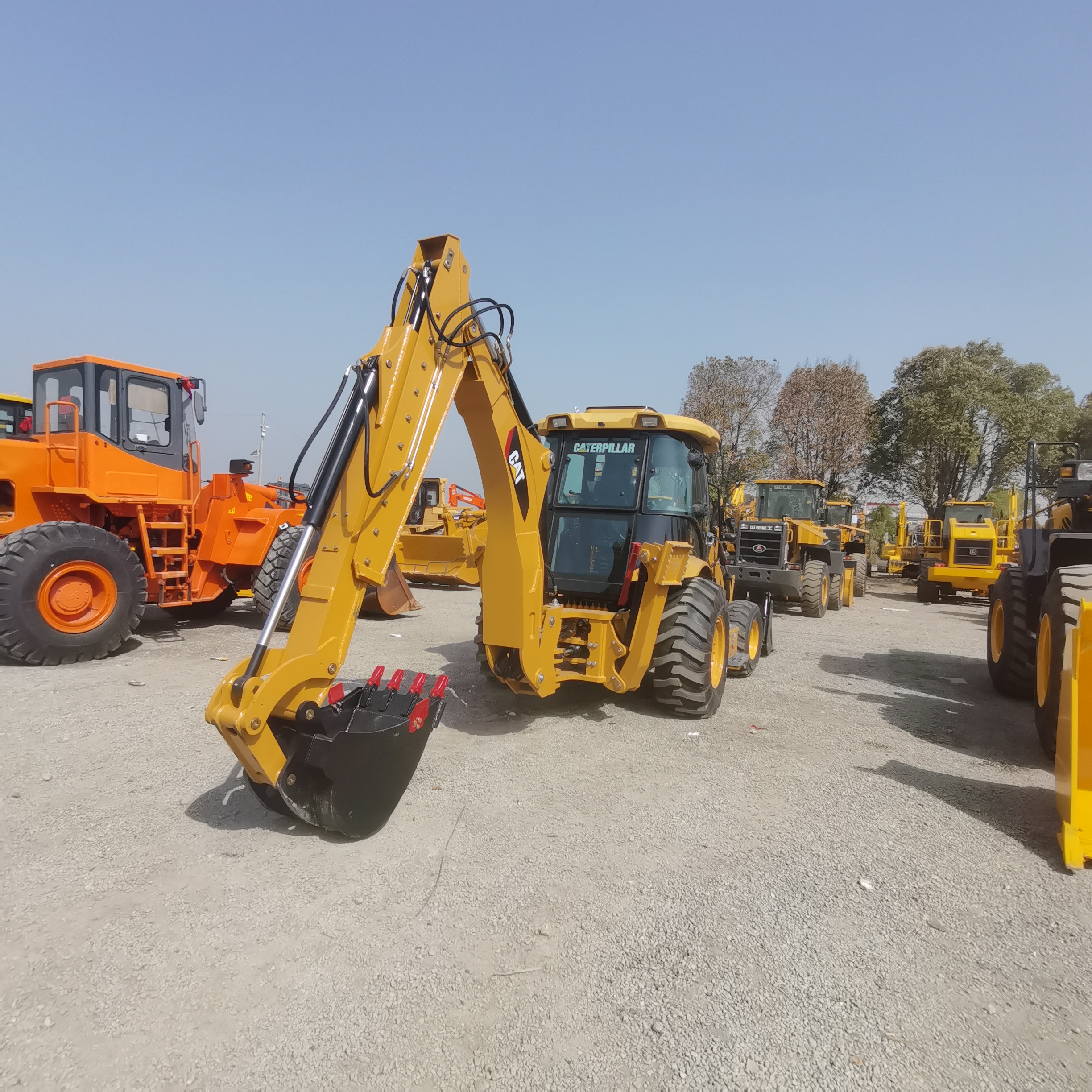 Ny Traktorgraver CATERPILLAR 420F: bilde 2 Ny Traktorgraver CATERPILLAR 420F: bilde 2