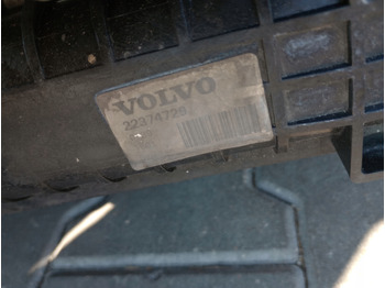 Radiator for Lastebil VOLVO CHŁODNICA WODY CIECZY VOLVO FH 4 RENAULT GAMA T: bilde 5 Radiator for Lastebil VOLVO CHŁODNICA WODY CIECZY VOLVO FH 4 RENAULT GAMA T: bilde 5