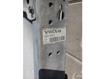 Radiator for Lastebil VOLVO CHŁODNICA WODY CIECZY VOLVO FH 4 RENAULT GAMA T: bilde 4 Radiator for Lastebil VOLVO CHŁODNICA WODY CIECZY VOLVO FH 4 RENAULT GAMA T: bilde 4