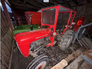 Traktor MASSEY FERGUSON 1000 series