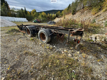 Lavloader tilhenger 2002 Istrail container trailer. Repair object.: bilde 4 Lavloader tilhenger 2002 Istrail container trailer. Repair object.: bilde 4