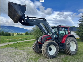Traktor VALTRA N142