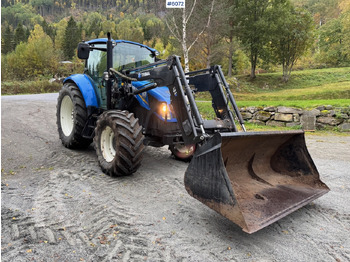 Traktor NEW HOLLAND T5.115
