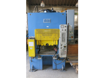 Metallbearbeidingsmaskin