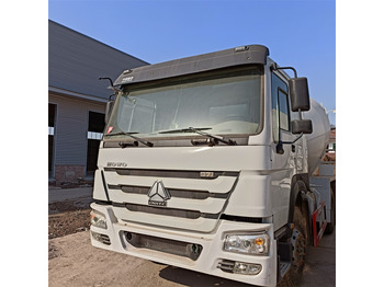 Betongbil SINOTRUK HOWO