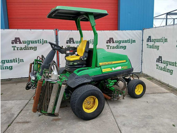 Gressklipper JOHN DEERE 8700