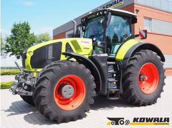 Traktor CLAAS Axion 920