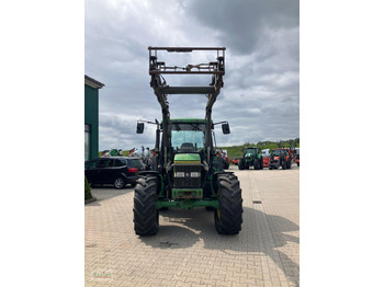 Traktor John Deere 6400: bilde 2 Traktor John Deere 6400: bilde 2