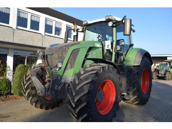 Traktor FENDT 826 Vario
