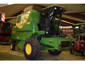 Skurtresker JOHN DEERE