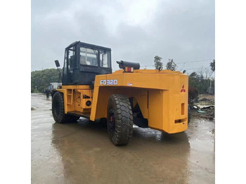 Dieseltruck Mitsubishi FD320: bilde 5 Dieseltruck Mitsubishi FD320: bilde 5