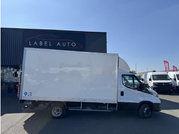 Varebil med skap IVECO Daily 35c16