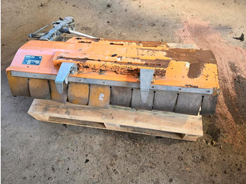 Sidemontert beitepusser MULAG