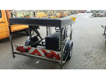 Anleggsmaskiner, Tilhenger Nissen VLT Verkehrsleitanhänger LED Verkehrssicherungsanhänger: bilde 2